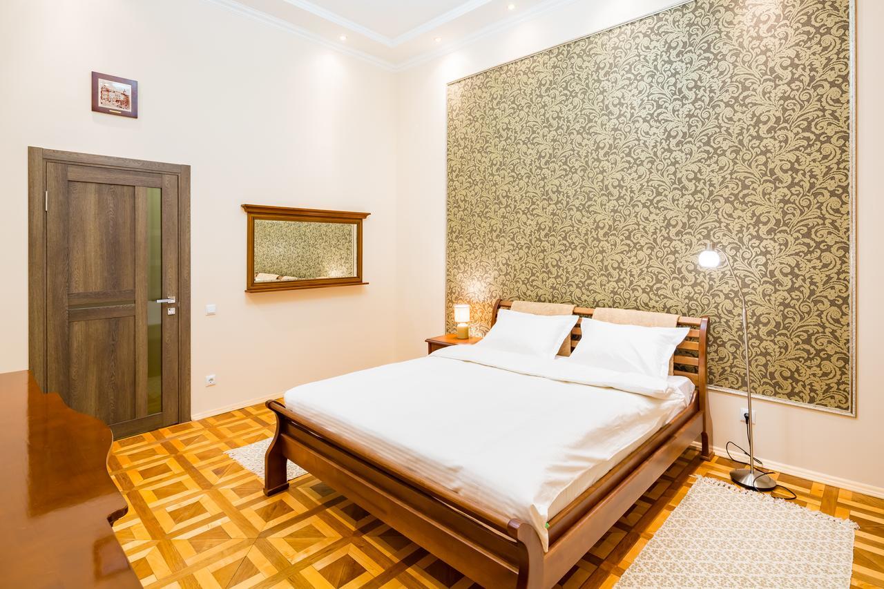 Apartments Alfa Kostyushka 5 Lviv Exterior photo